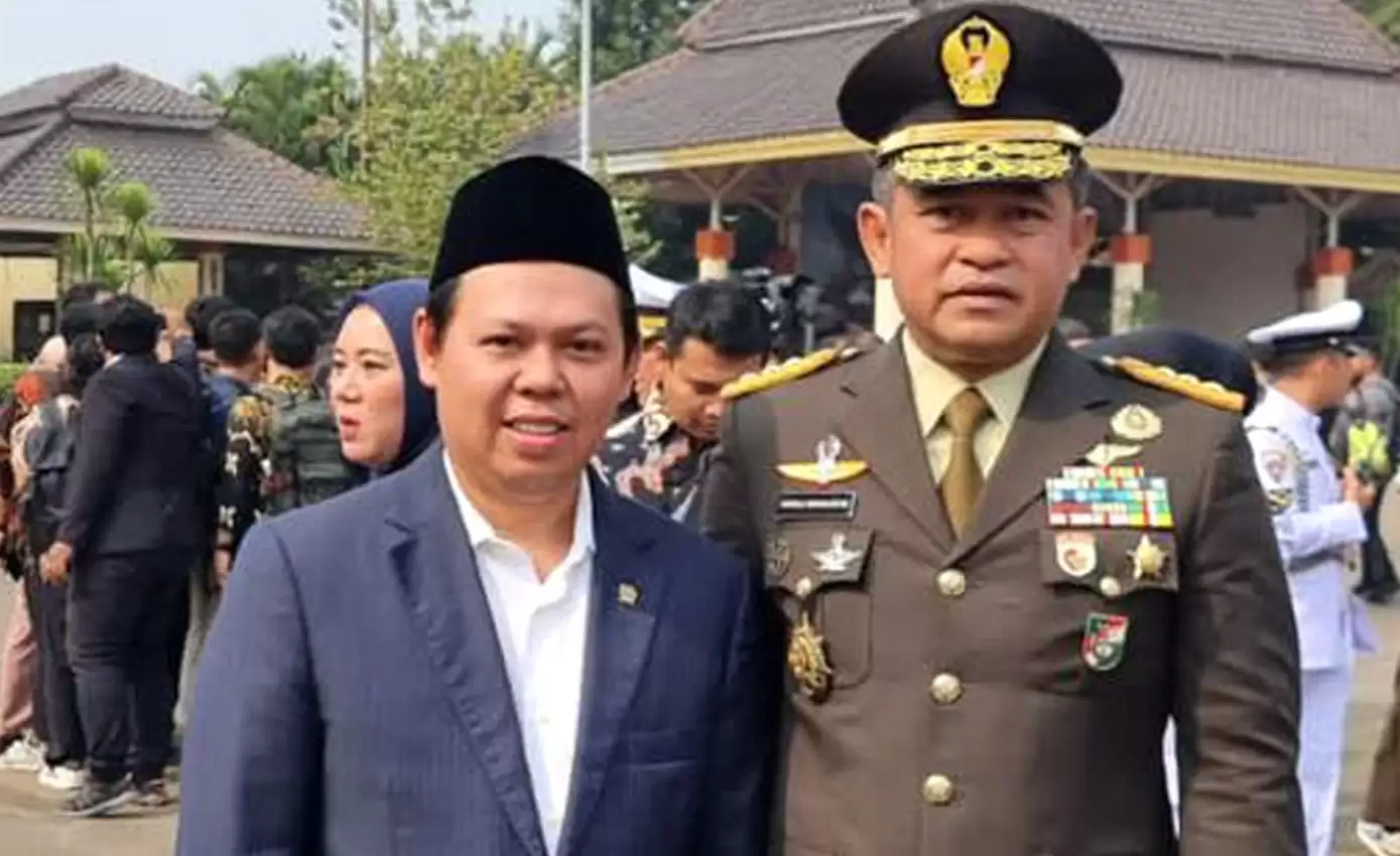 Wakil ketua DPD Sultan B Najamudin (kiri) dan KSAD Maruli Simanjuntak [Foto: Doc. DPD]