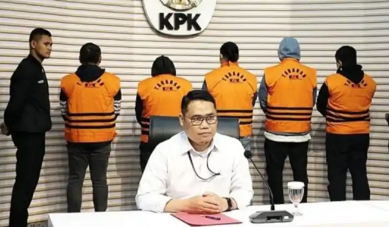 KPK tetapkan 5 tersangka dalam kasus dugaan korupsi proyek pembangunan jalan di Sumatra Utara (Foto: Ist)