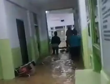 Banjir Bandang Rendam Pemukiman hingga Rumah Sakit di Kendari (Foto: MI/Aswan)