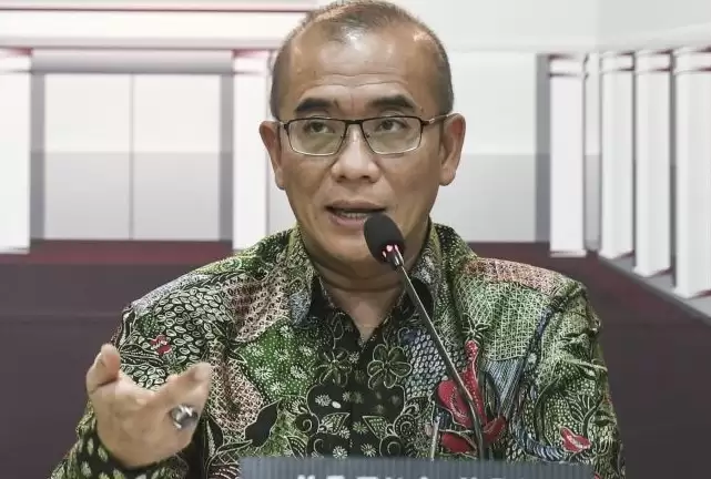Ketua KPU Hasyim Asy'ari memberikan keterangan pers terkait Pemilu 2024 di kantor KPU, Jakarta, Selasa (28/11) [Foto: ANTARA/Hafidz Mubarak A/nym]
