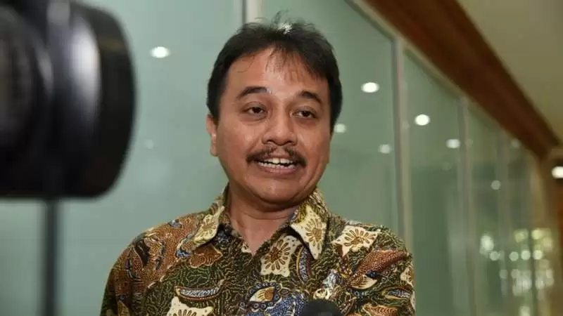 Dr. KRMT Roy Suryo - Pemerhati Telematika, Multimedia, AI & OCB Independen