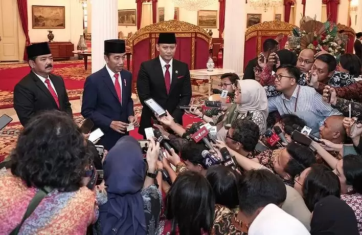 Pesan SBY ke AHY: Sukseskan Pemerintahan Jokowi