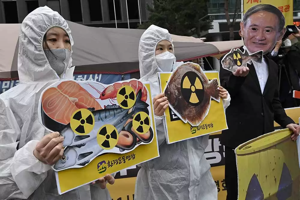 Aksi Protes Pembuangan Limbah Nuklir Fukushima (Foto: AFP)