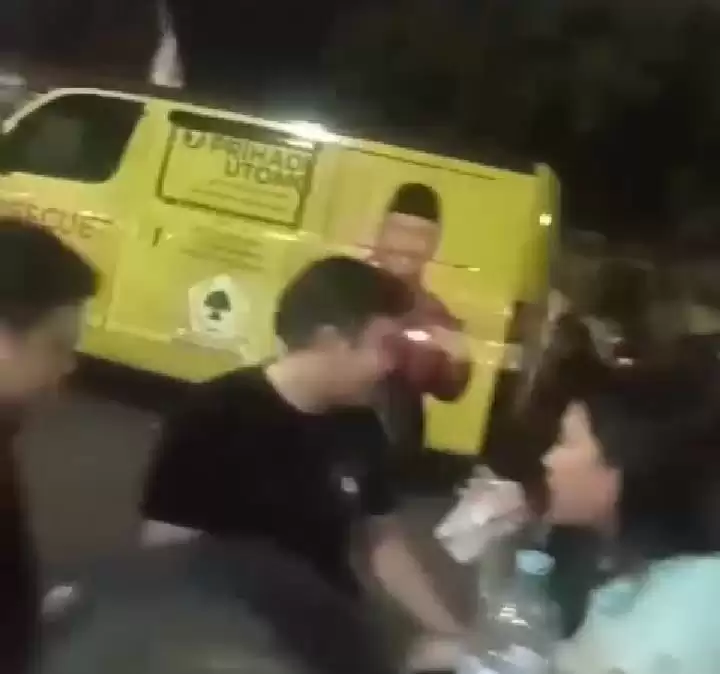 Wah! Mobil Berstiker Caleg DPRD DKI Jakarta di Masa Tenang Kampanye Pemilu Masih Keliaran!