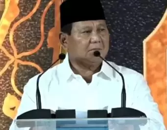 Calon Presiden RI Prabowo Subianto, menyampaikan sambutan saat agenda silaturahmi dan buka bersama di Kuningan, Jakarta, Senin (25/3/2024). (Foto: Repro)