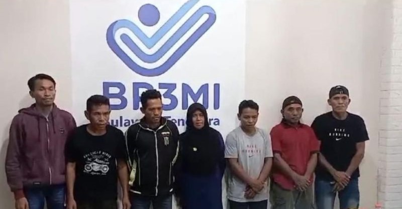 Tujuh pekerja migran Indonesia asal Kabupaten Muna Barat, Provinsi Sultra yang dipulangkan. (Foto:MI/Antara)