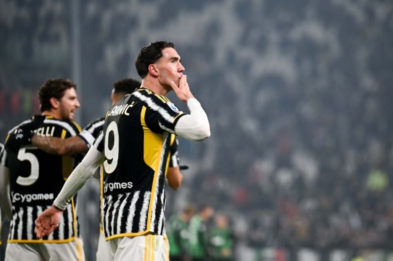 Para pemain Juventus rayakan gol kemenangan [Foto: Instagram/@juventus]