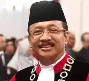 Ketua MK, Suhartoyo [Foto: Wikipedia]