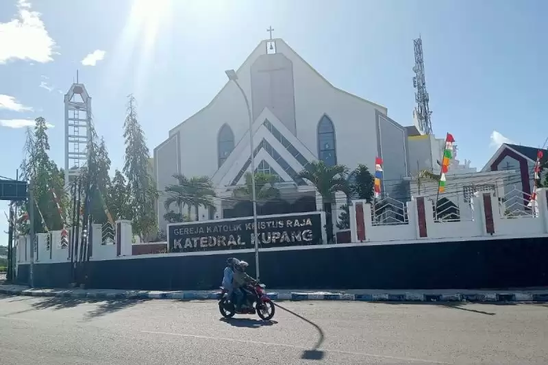 Gereja Katolik Kristus Raja Katedral Kupang. [Foto: Antara]