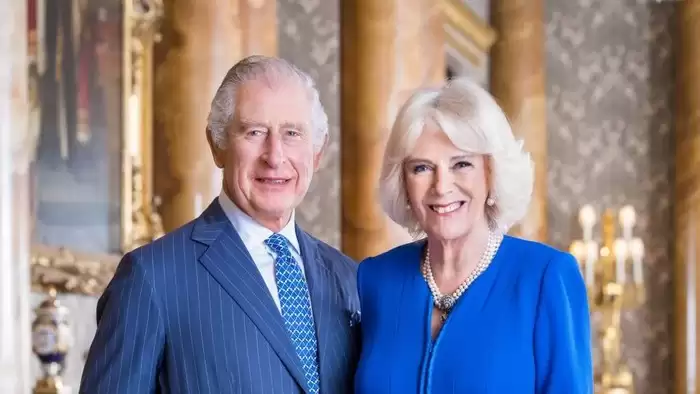 Raja Charles III dan istrinya, Ratu Camilla [Foto: Instagram/@comtheroyalfamily]