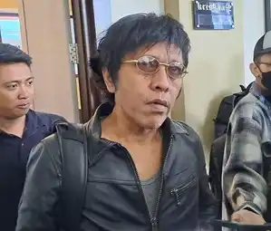 Anggota Komisi V DPR RI, Adian Napitupulu (Foto: Ist)