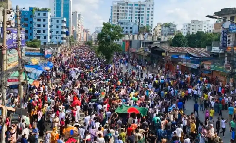 Aksi protes mahasiswa di Bangladesh. (Foto: Antara)