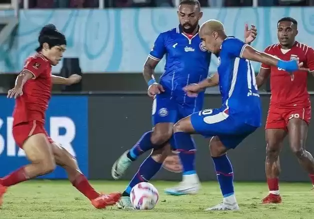 Suasana pertandingan antara Borneo FC Vs Arema FC dalam laga final Piala Presiden 2024 yang berlangsung di Stadion Manahan, Solo, Minggu (4/8/2024).