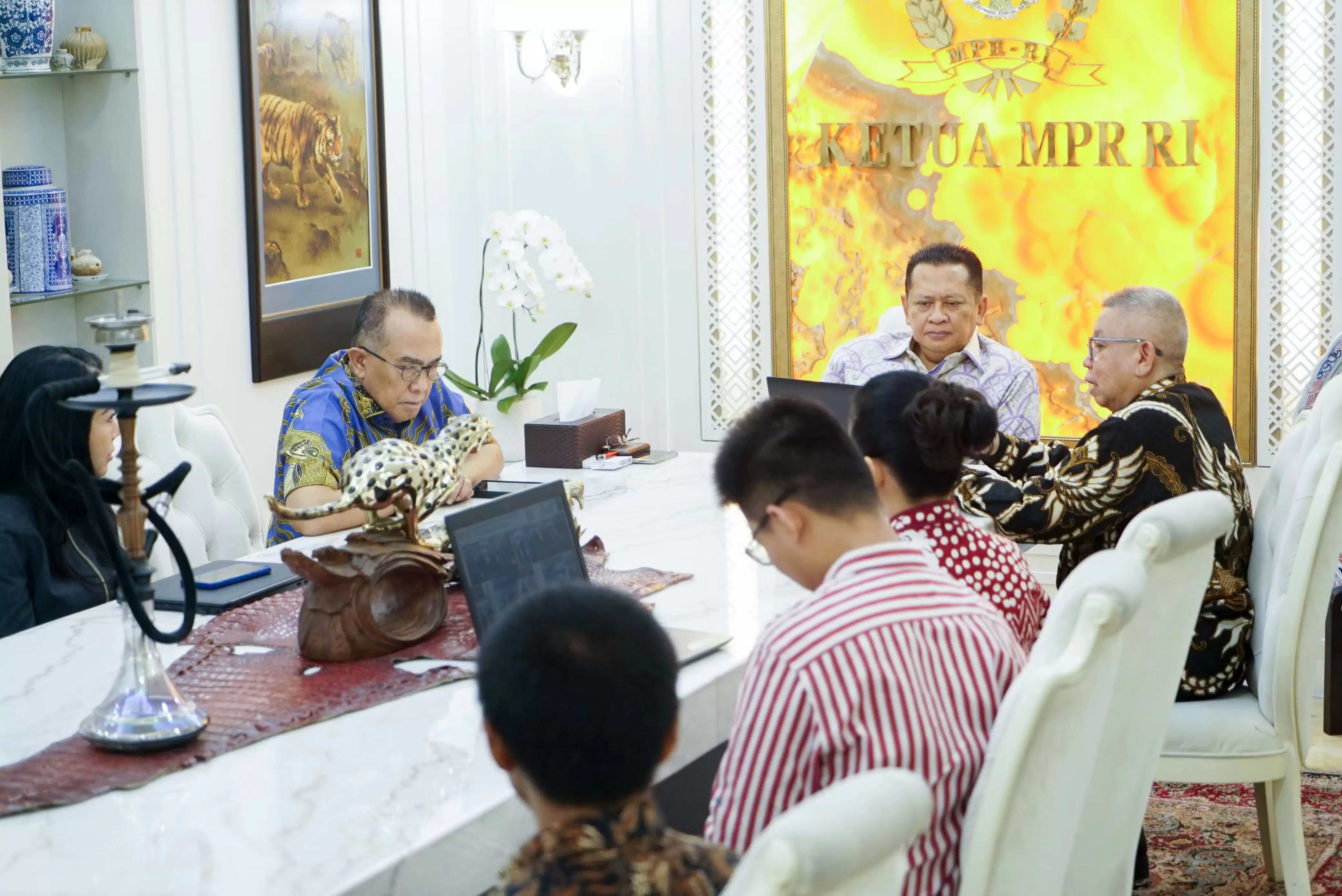 Ketua MPR RI Bambang Soesatyo (tengah) [Foto: Doc. MPR RI]