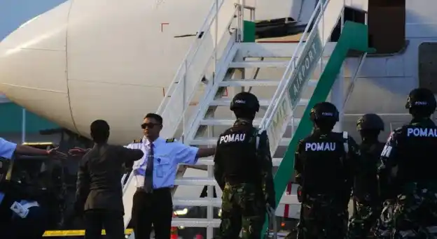 Korpasgat dan Polisi Militer AU menggelar Latihan Komando Gabungan di Bandara IMIB, Kabupaten Morowali, Sulawesi Tengah Pada Rabu (19/11/2025) petang WITA.