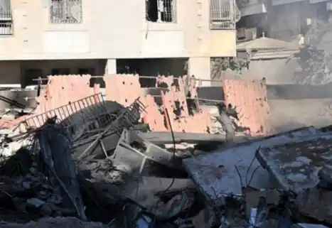 Serangan Israel yang meluluhlantakkan sejumlah bangunan di Lebanon. [Foto: ANTARA]