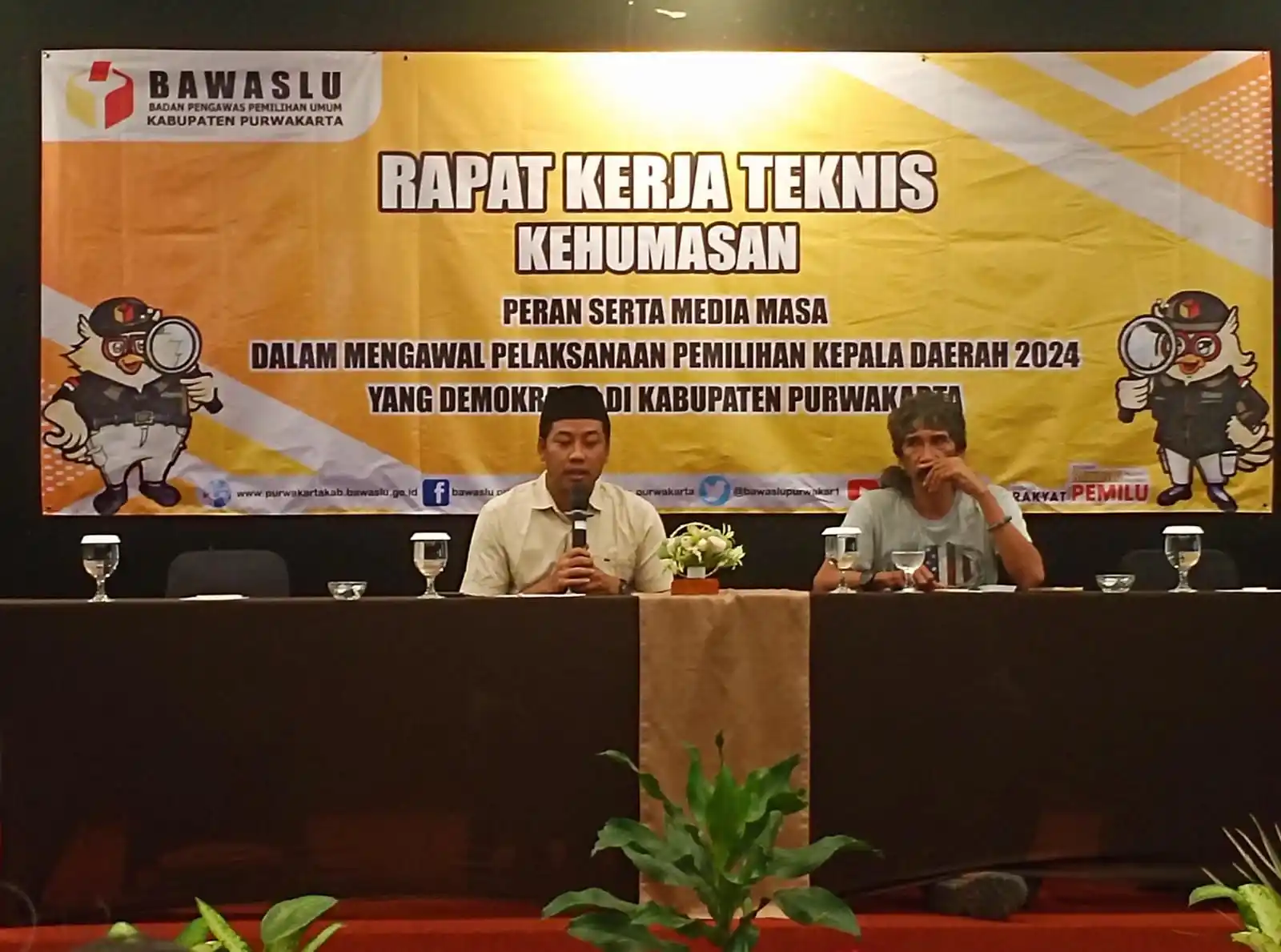 Badan Pengawas Pemilihan Umum (Bawaslu) Kabupaten Purwakarta menggelar Rapat Kerja Teknis Kehumasan, yang digelar di Prime Plaza Hotel Purwakarta, Kota Bukit Indah, Bungursari, Jumat (1/11/2024)