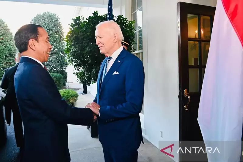 Presiden Joko Widodo (kanan) dan Presiden Amerika Serikat Joe Biden [Foto: Ant]
