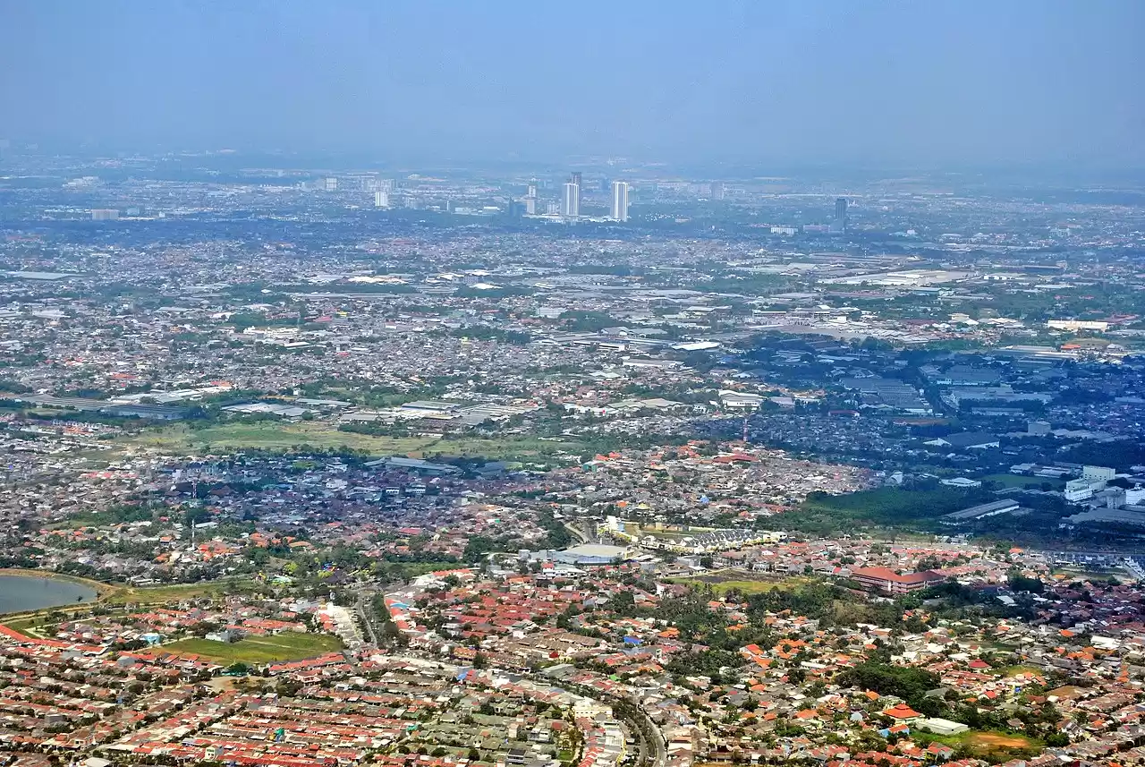 Birdview of Tangerang City, Banten (Foto: Wikipedia)
                                    class=