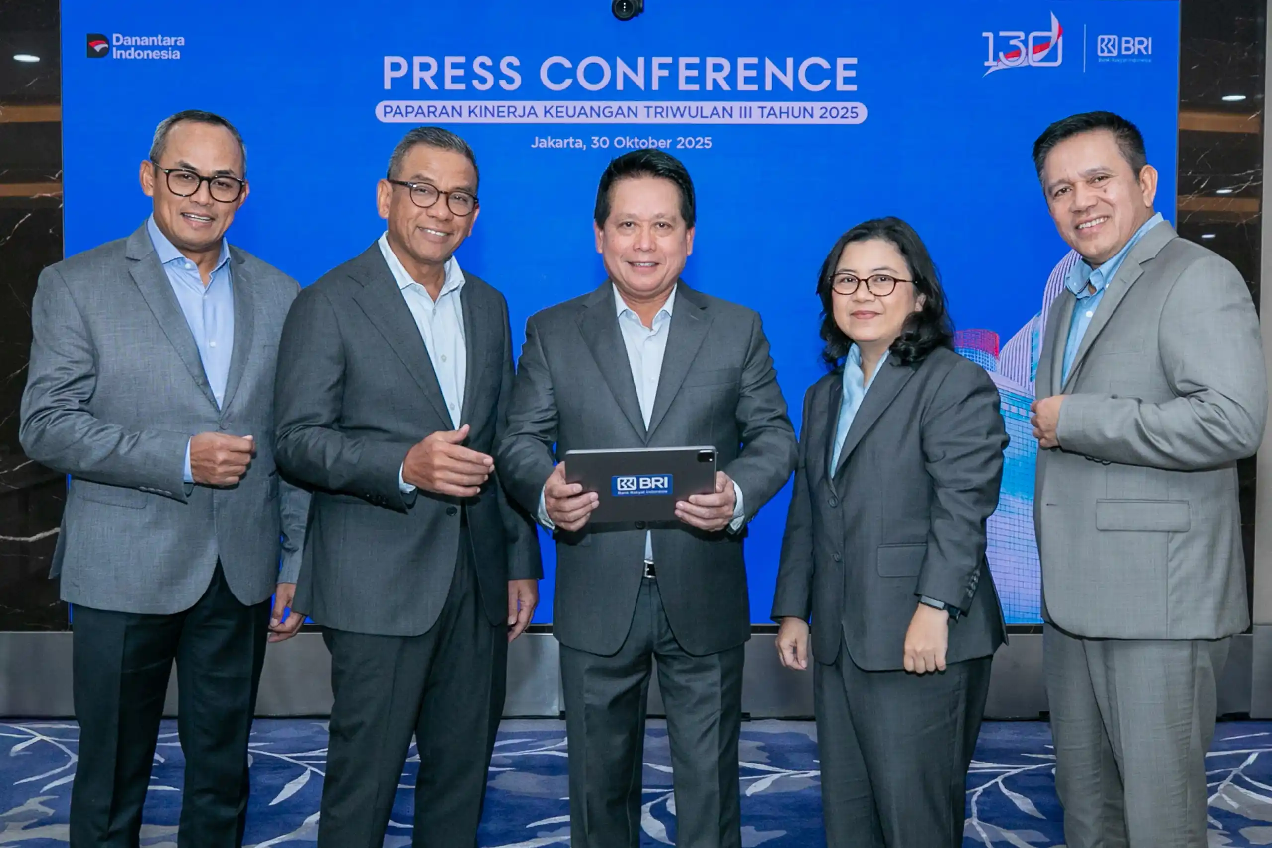 Direktur Utama BRI Hery Gunardi (tengah) [Foto: Doc. BRI]