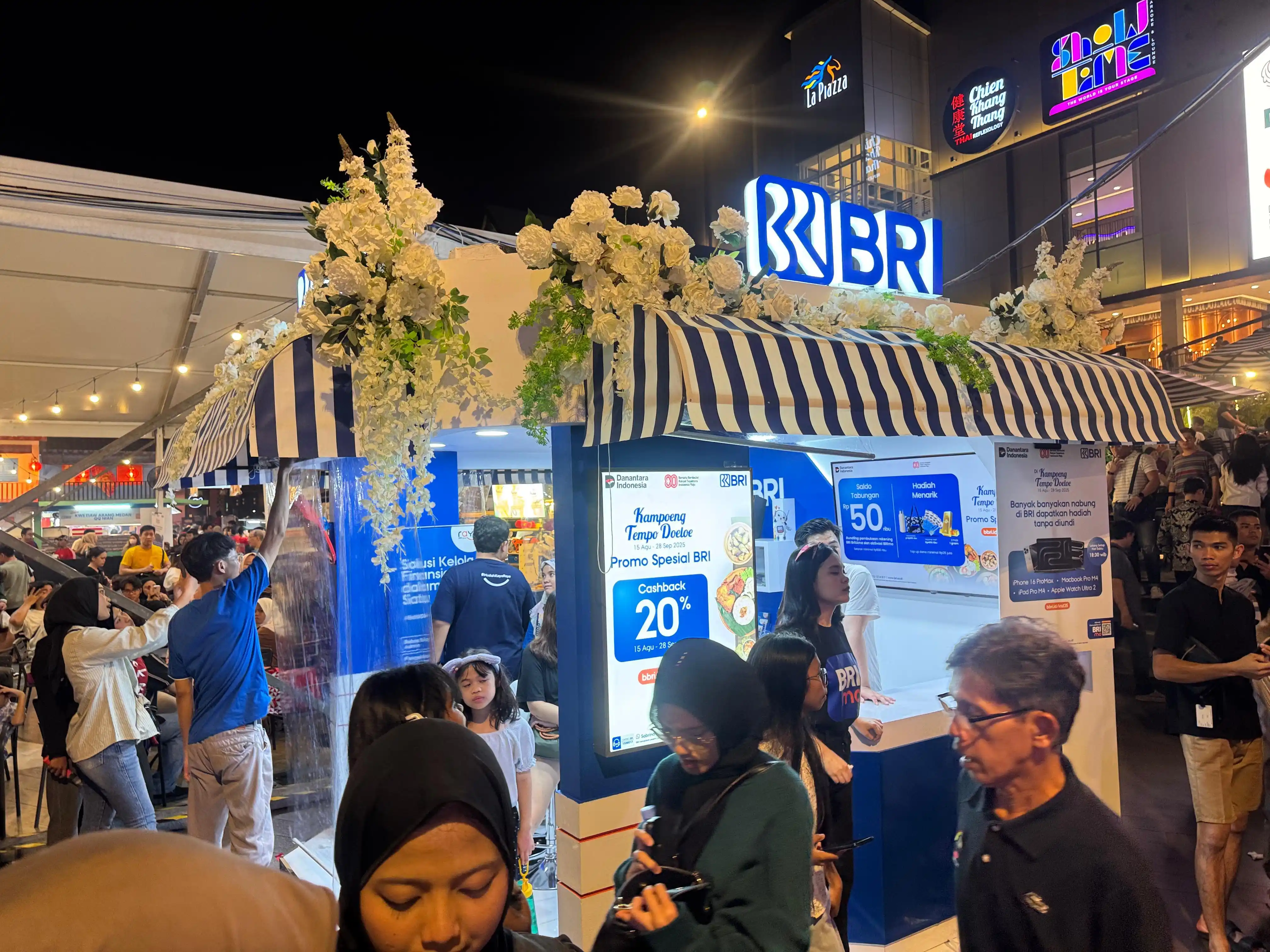 BRI Tawarkan Cashback dan Program Menarik di Kampoeng Tempo Doeloe 2025 [Foto: Doc. BRI]