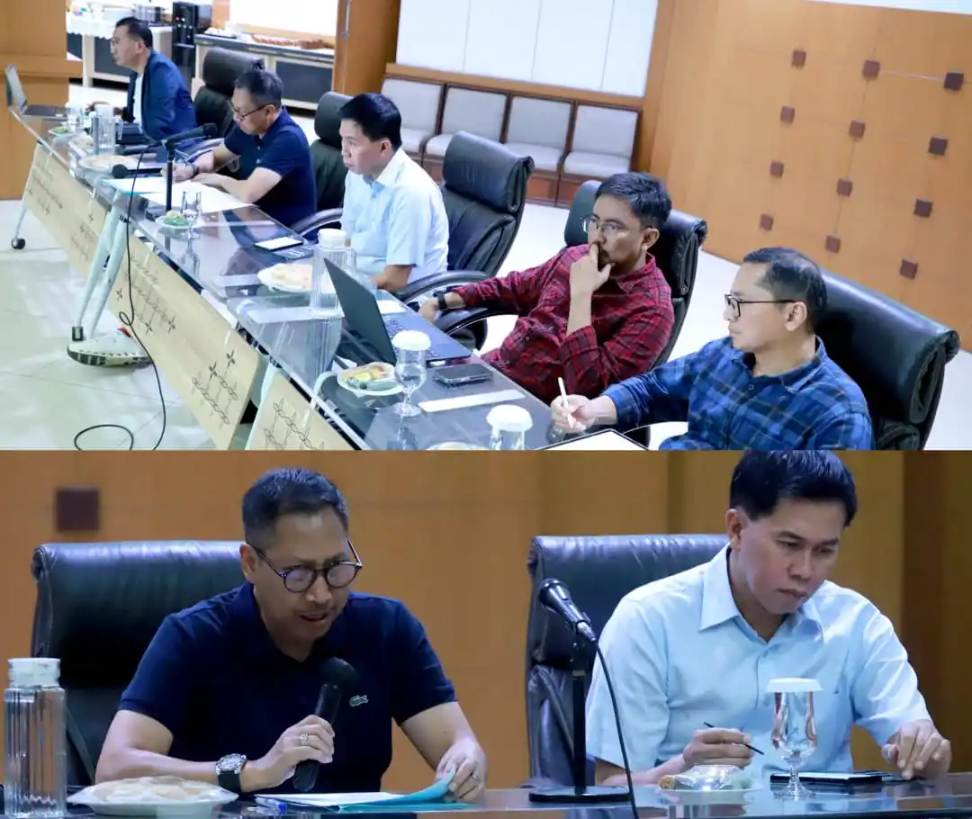 Pjs Bupati Bandung, Dikky Achmad Sidik saat rapat koordinasi di kantor Bapenda Jabar, Minggu (13/10/2024). (Foto: Istimewa)