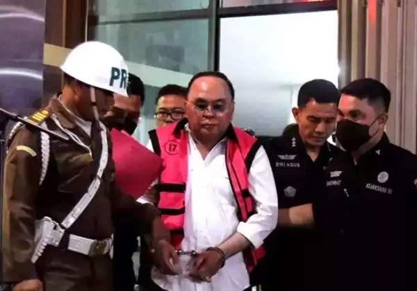 Ismail Thomas anggota Komisi I DPR dari Fraksi PDIP Dapil Kalimantan Timur ditetapkan tersangka oleh Kejaksaan Agung (Kejagung) (Foto: Dok MI)