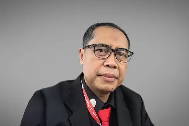 Hakim MK Enny Nurbaningsih, Ketukan Palumu Ditunggu RA Kartini dan Dewi Keadilan