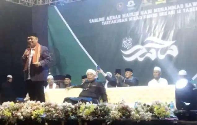 Calon Walikota Bekasi, Heri Koswara saat Sambutan Pada Acara Maulid Nabi Muhammad SAW. (Foto: Ist)