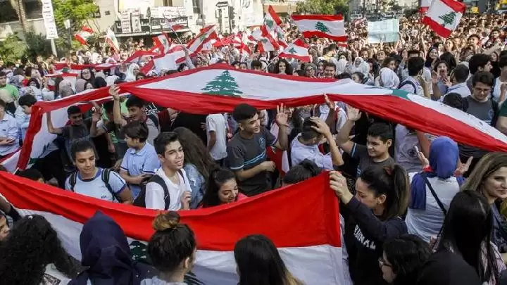Aksi Mogok Nasional di Lebanon (Foto: Aljazeera)