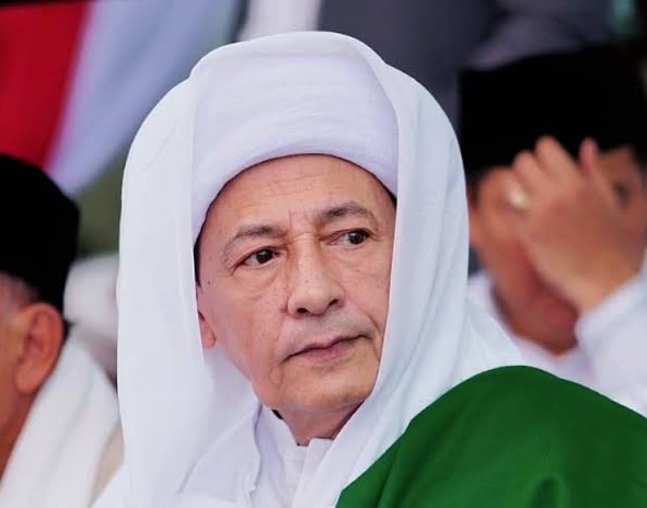Maulana Al-Habib Muhammad Luthfi bin Ali bin Yahya (Foto: Ist)