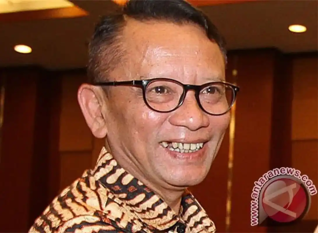 Mantan Direktur Jenderal Pajak Ken Dwijugiasteadi (Foto: Dok MI/Antara)