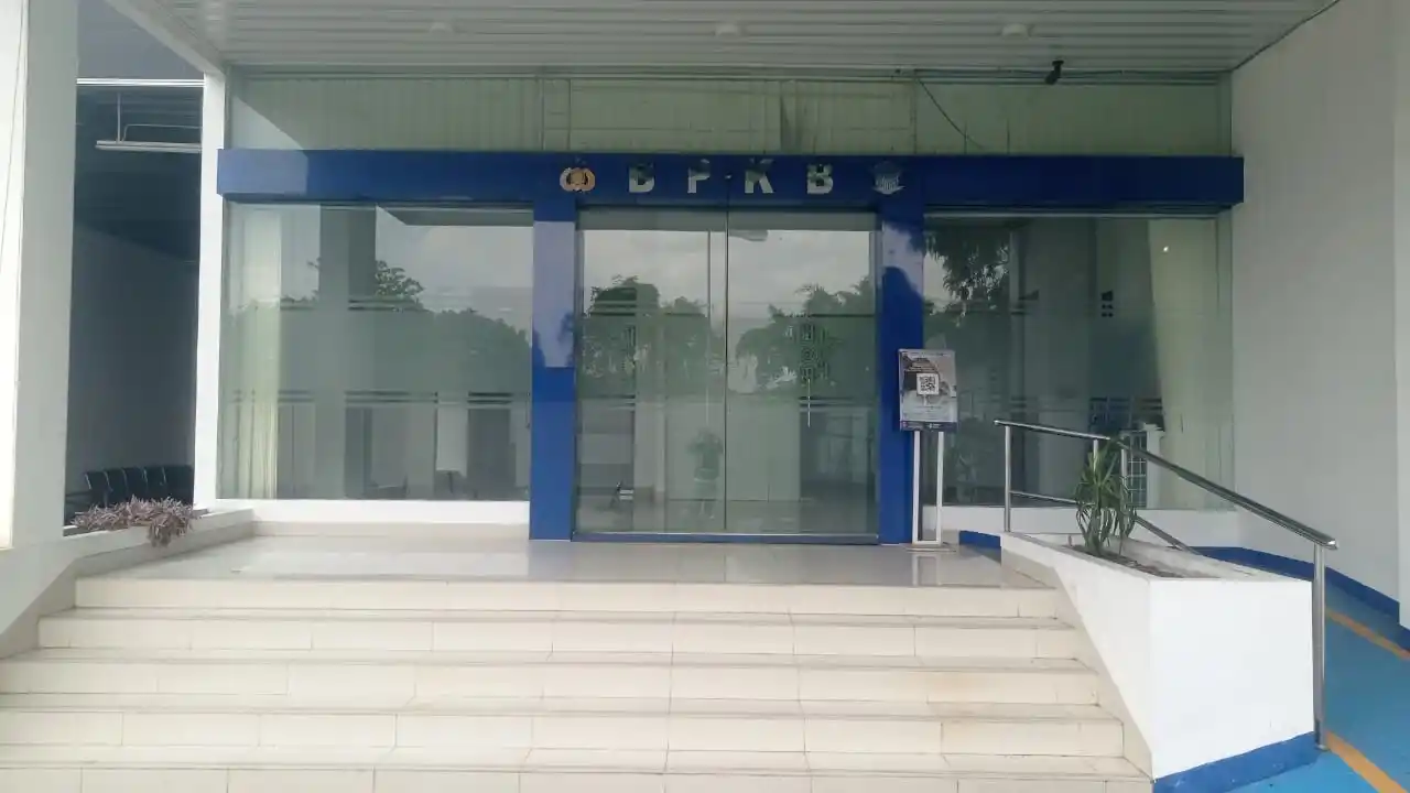 Gedung Pelayanan BPKB Polda Jawa Barat, Jl. Soekarno Hatta No. 765, Cisaranten Endah, Kec. Arcamanik, Kota Bandung. (Foto: MI/Sugiyanto)