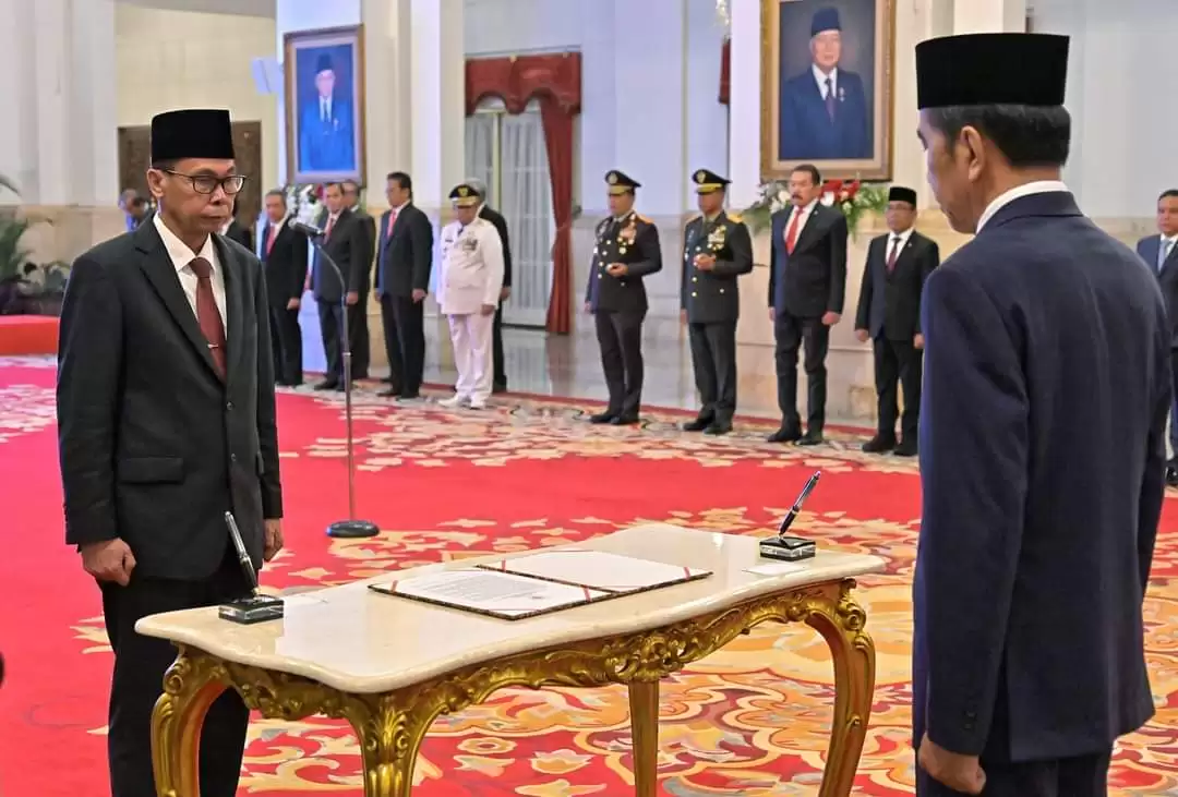 Presiden Joko Widodo melantik Nawawi Pomolango sebagai Ketua KPK sementara (Foto: MI/Ist)
