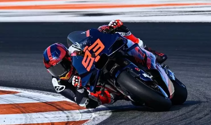 Marc Marquez saat melakoni sesi uji coba bersama Gresini Racing untuk MotoGP 2024 di Sirkuit Valencia, Spanyol, Selasa (28/11/2023). ANTARA/MotoGP