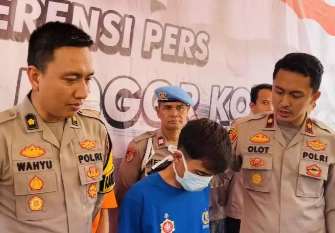 Polresta Bogor Kota dalam konferensi pers pengungkapan kasus suami bunuh istri, Senin (1/4/2024). (Foto: ANTARA)