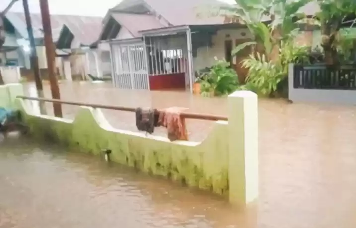 Sejumlah rumah di Kelurahan Tanah Patah Kota Bengkulu terendam banjir. (Foto: Antara)