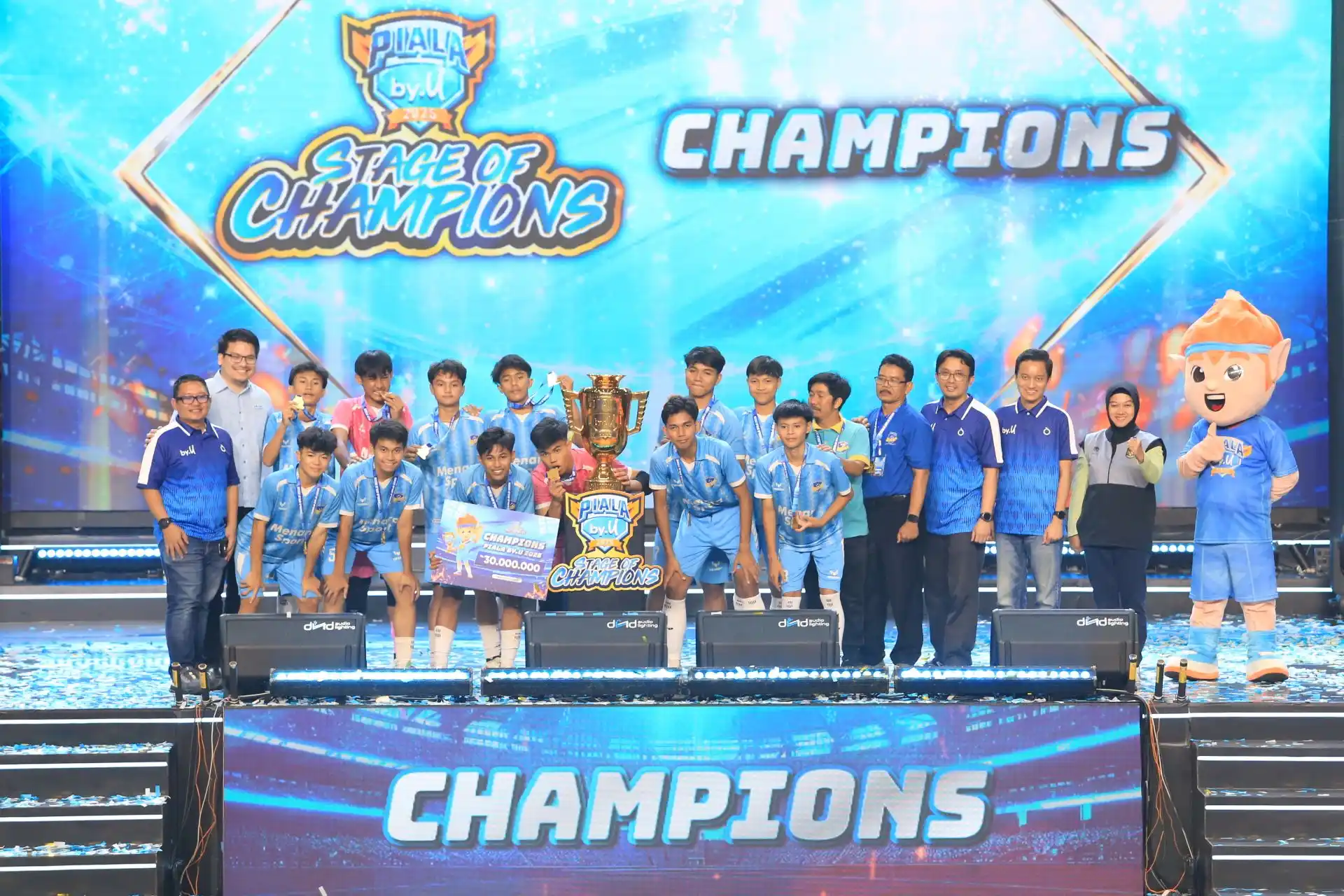 SMA Negeri 2 Banjarmasin Raih Juara Nasional di Grand Final Piala by.U 2025 [Foto: Doc. Telkomsel]