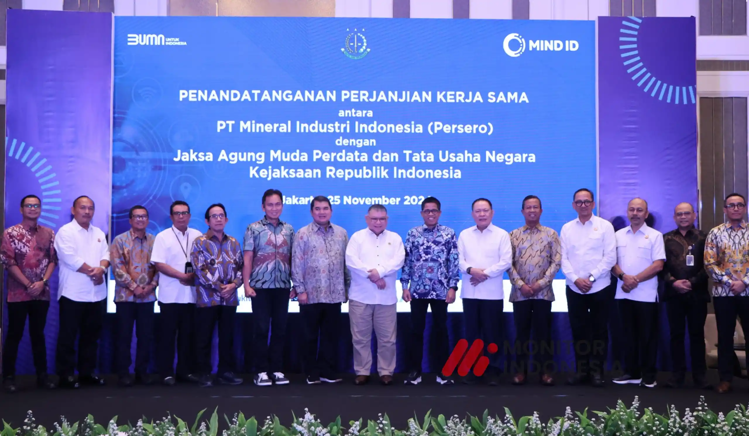 Penandatanganan Perjanjian Kerja Sama dengan PT Mineral Industri Indonesia (Persero) atau MIND ID di Hotel The Langham Jakarta, Senin (25/11/2024) (Foto: Dok MI/Puspenkum)