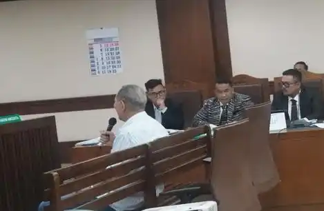 Hubungan Jusuf Hamka dengan Hary Tanoe dan Tito Sulistyo Ibarat Air Susu Dibalas Air Tuba Jusuf Hamka saat bersaksi di Pengadilan Negeri (PN) Jaksarta Selatan, Rabu (15/10/2025).