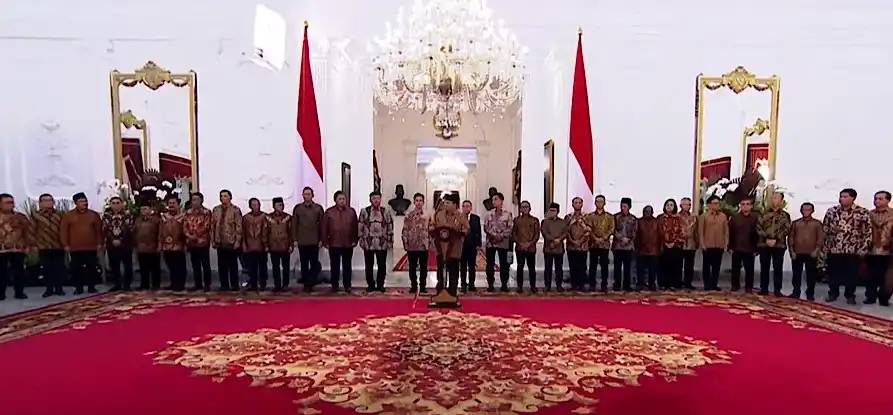 Presiden Prabowo Subianto mengumumkan menteri negara dalam pemerintahan periode 2024-2029. (Foto: Dok MI/Tangkapan Layar Youtube Setpres)
