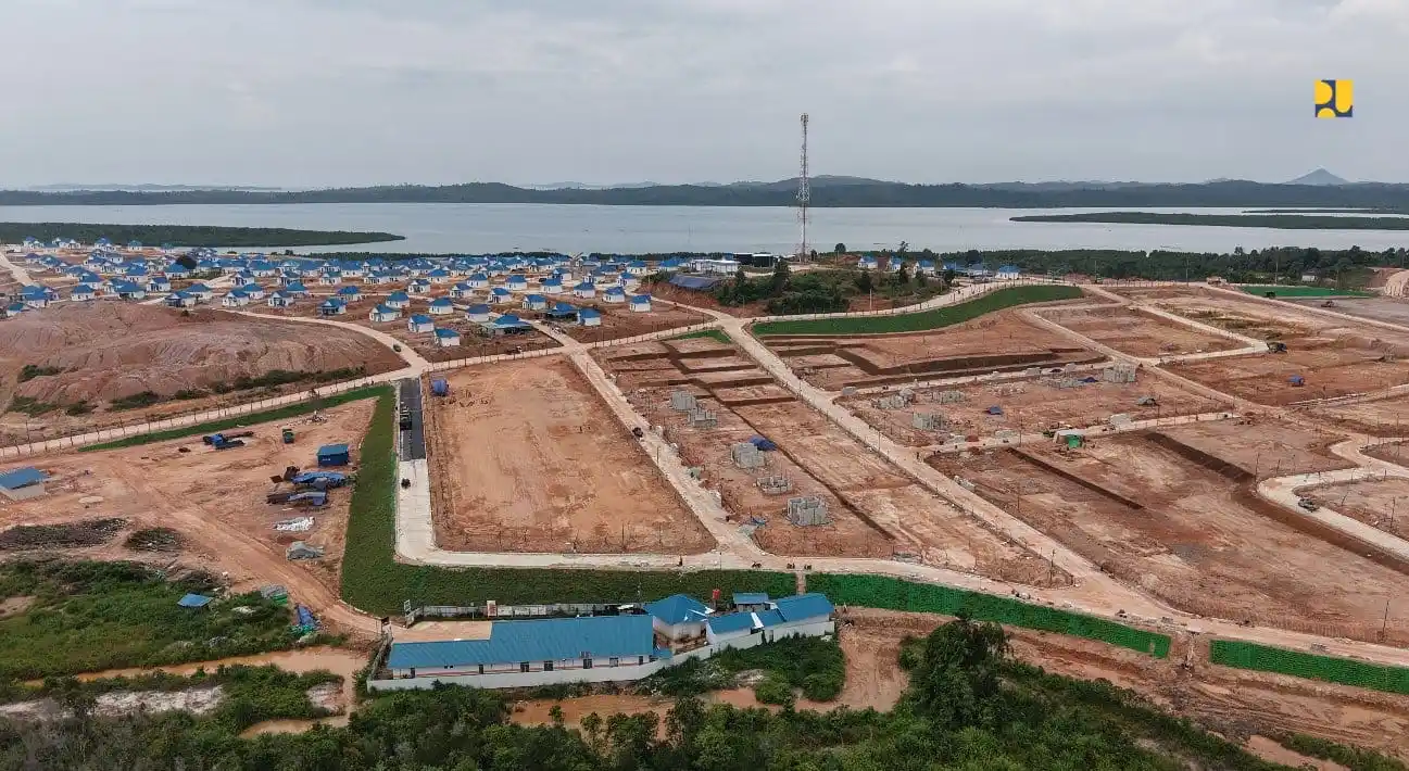 Dukung Asta Cita, Kementerian PU Bangun Penataan Kawasan Permukiman Tahun 2025 Kementerian Pekerjaan Umum membangun tujuh kawasan penataan pemukiman untuk menunjang pertumbuhan ekonomi dan pengentasan kemiskinan selama tahun 2025. (Foto:PU)