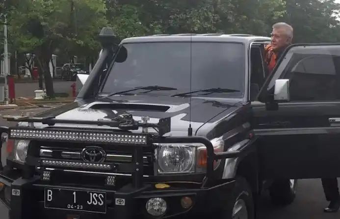 Ketua Umum Pemuda Pancasila Yapto S Soerjosoemarno usai bertemu Jokowi di Istana Merdeka, Jakarta, Senin (5/11/2018).