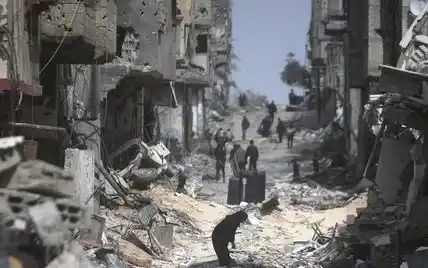 ementerian Kesehatan di Gaza yang dikuasai Hamas mengkonfirmasi 42.438 orang telah tewas akibat perang antara Israel dan militan Palestina.