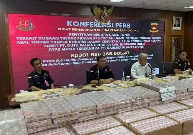 Kejagung sita Rp 301,9 miliar dari tersangka korporasi, PT Darmex Plantation (Foto: Dok MI/Aswan)