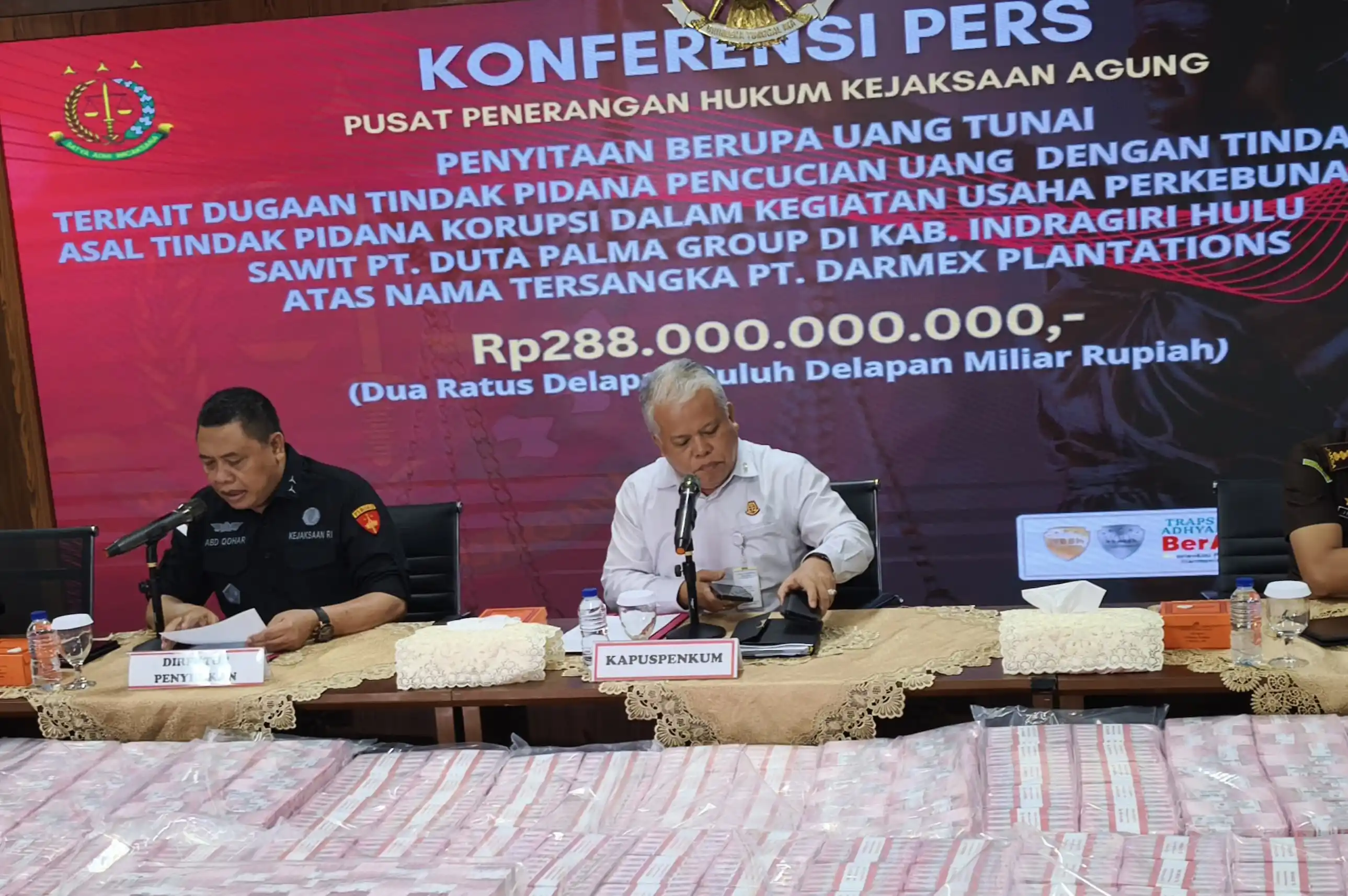 Penyitaan ini merupakan yang keempat, dari sebelumnya telah ada penyitaan Rp450 miliar, Rp372 miliar, dan Rp301 miliar, sehingga total sekitar Rp1,4 triliun.