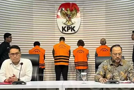 Direktur Penyidikan KPK Asep Guntur Rahayu dan Juru Bicara KPK Tessa Mahardhika dalam konferensi pers di Gedung Merah Putih KPK, Jakarta Selatan, Rabu, 18 September 2024
