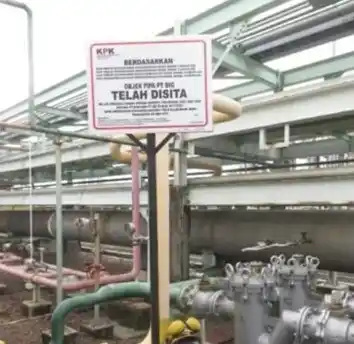 Wow! Pipa Sepanjang 7,6 Km di Anak Perusahaan AMG Group Disita KPK Selain tanah dan bangunan 2 lantai, KPK turut menyita 13 pipa milik PT BIG yang dijadikan agunan atas perjanjian jual beli gas di kasus ini. Pipa yang disita itu sepanjang 7,6 kilometer (Foto: Dok MI/KPK)