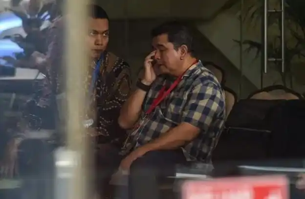 KPK Tahan Eks Dirut PGN Hendi Prio