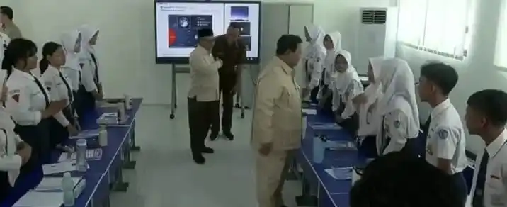 Kunjungan Presiden RI, Prabowo Subianto ke SMPN 4 Kita Bekasi (Foto/Dok-MI)